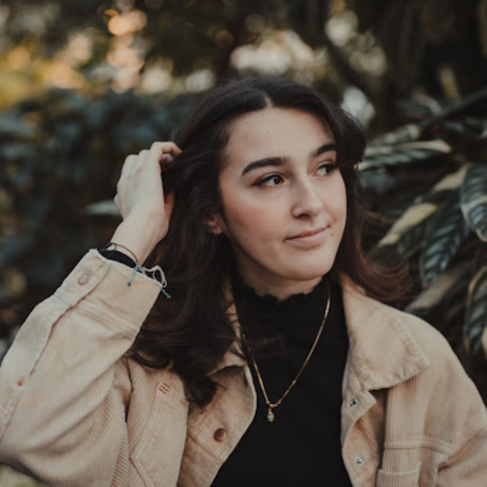 Meet your Posher, Jasmine